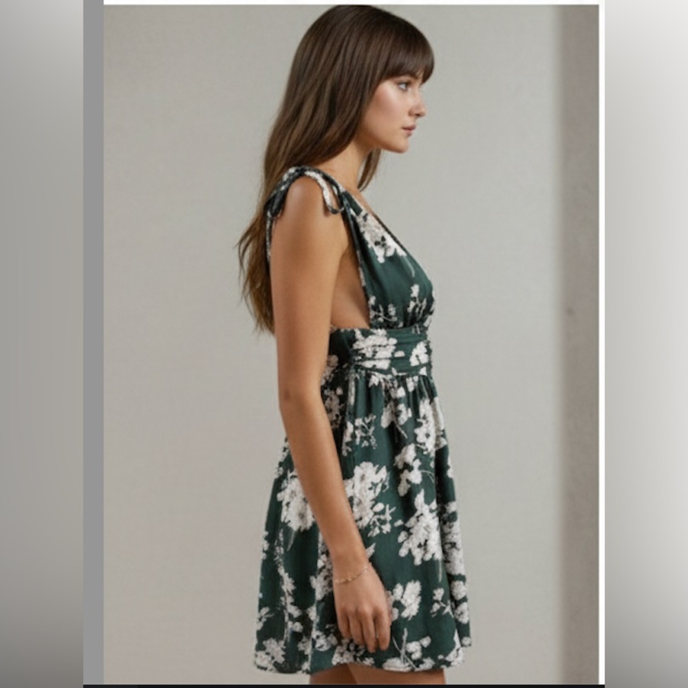 Boho Floral Print Plunging Neck Shirred Back Dress - Picture 5 of 8